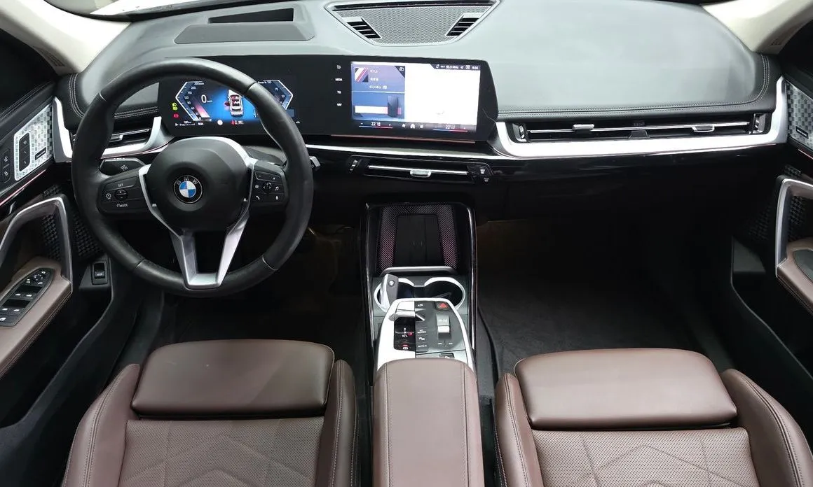 BMW X1 — фото 10