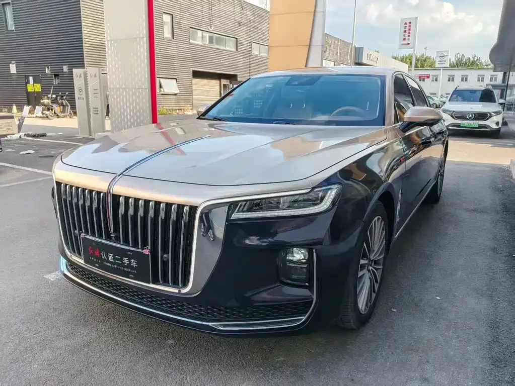 Hongqi H9 — фото 1