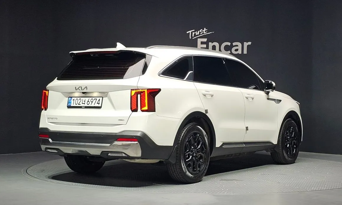 Kia Sorento — фото 3