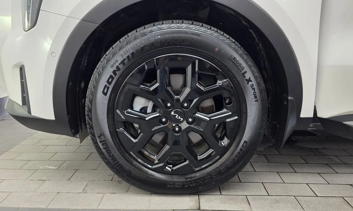 Kia Sorento — фото 6