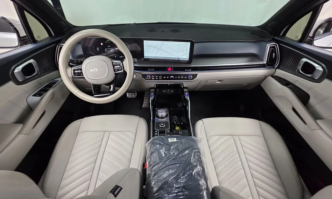 Kia Sorento — фото 7