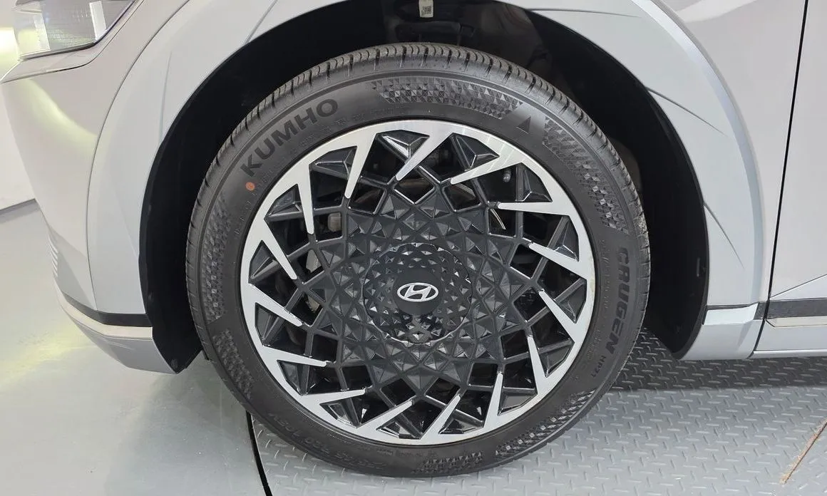 Hyundai Ioniq5 — фото 9