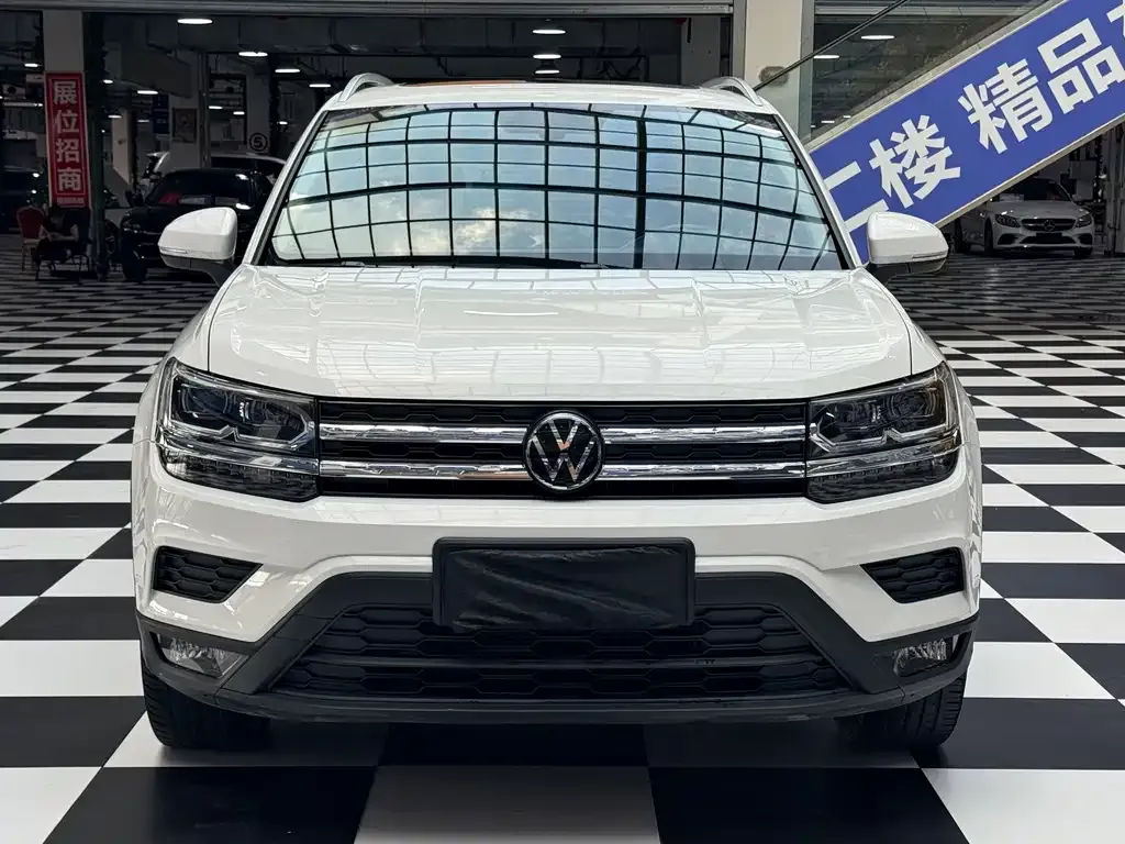 Volkswagen Tharu — фото 8