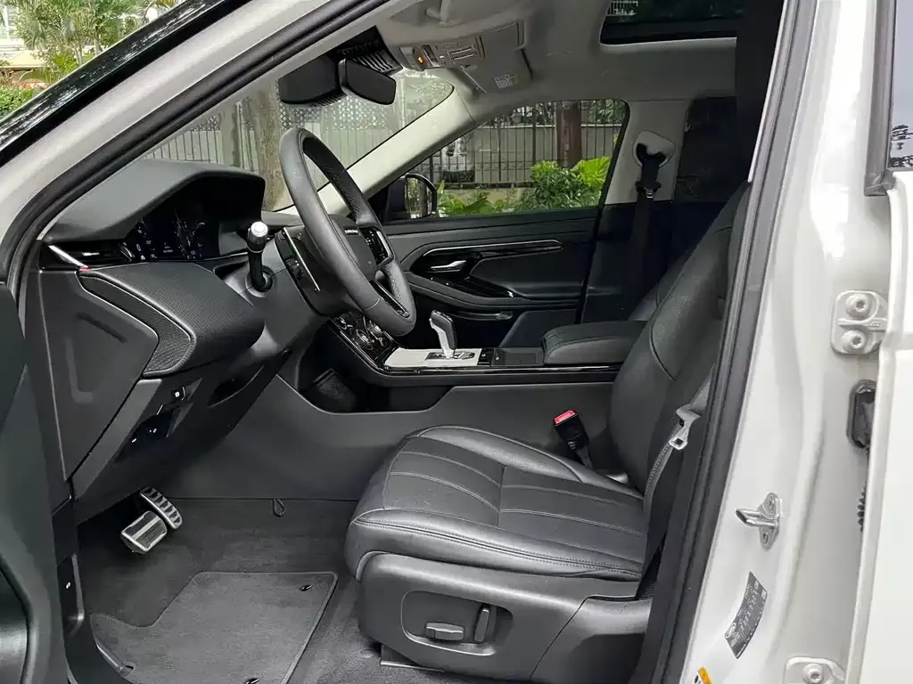 Land Rover Evoque — фото 8