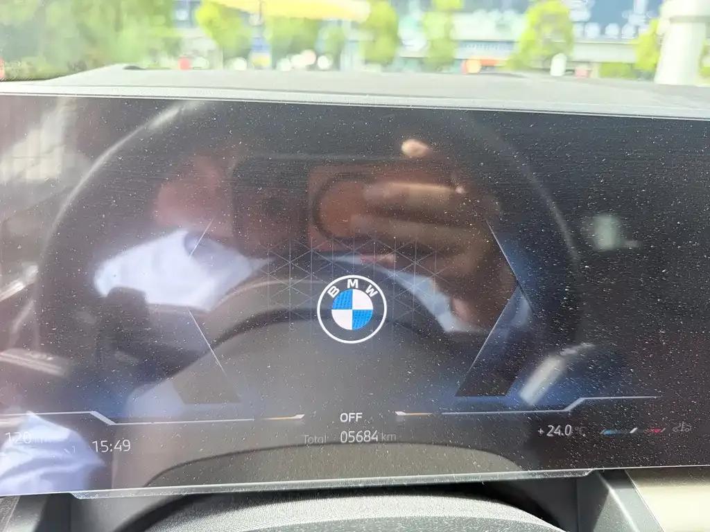 BMW 5 Series — фото 4