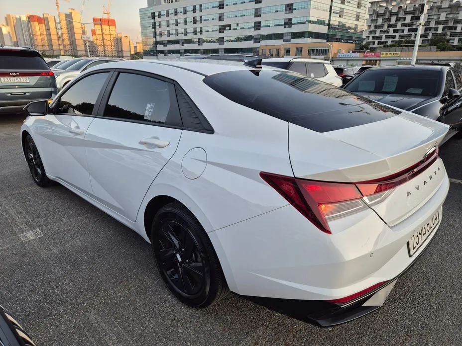 Hyundai AVANTE — фото 6