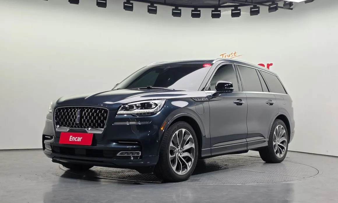 Lincoln Aviator — фото 1