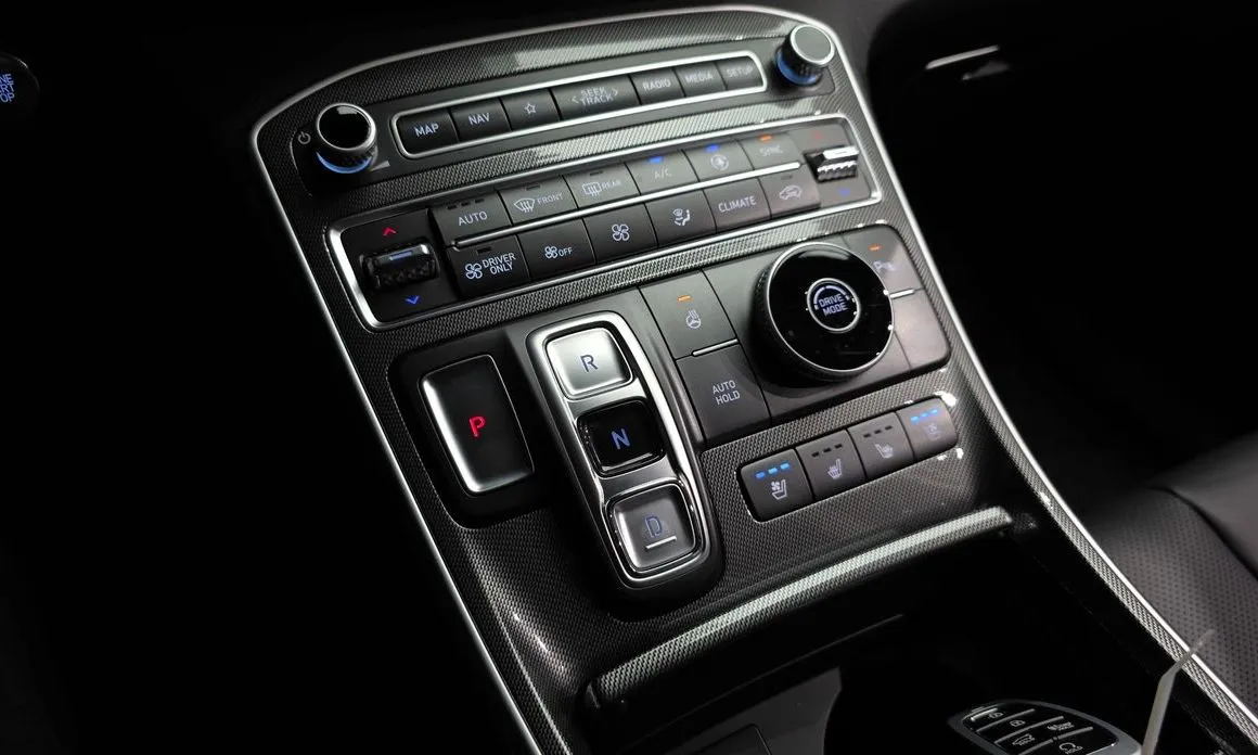 Hyundai Santafe — фото 6