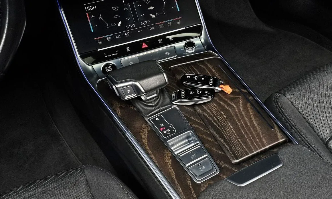 Audi A6 — фото 10