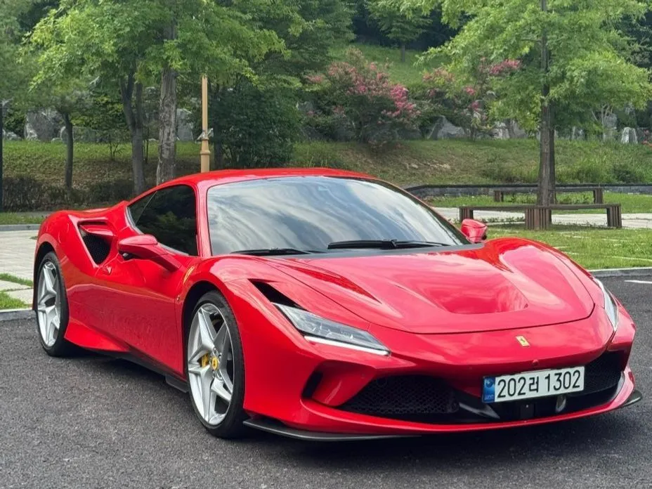 Ferrari F8 — фото 1