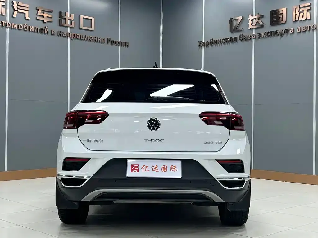Volkswagen T-Roc — фото 3