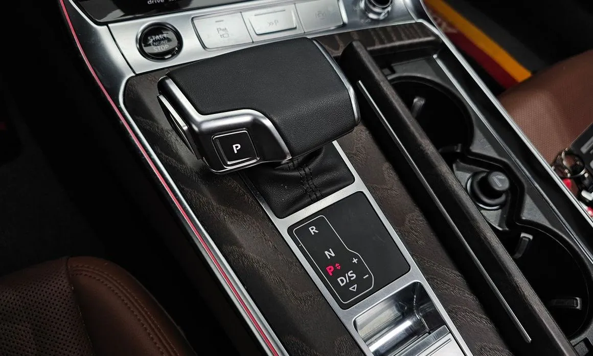 Audi A6 — фото 6