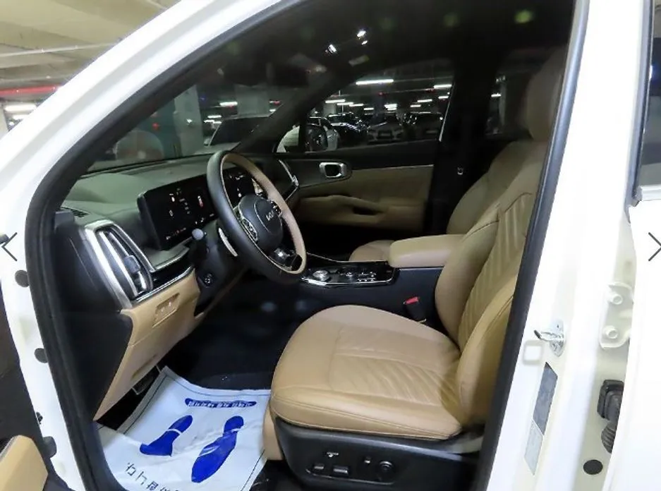 Kia Sorento — фото 5