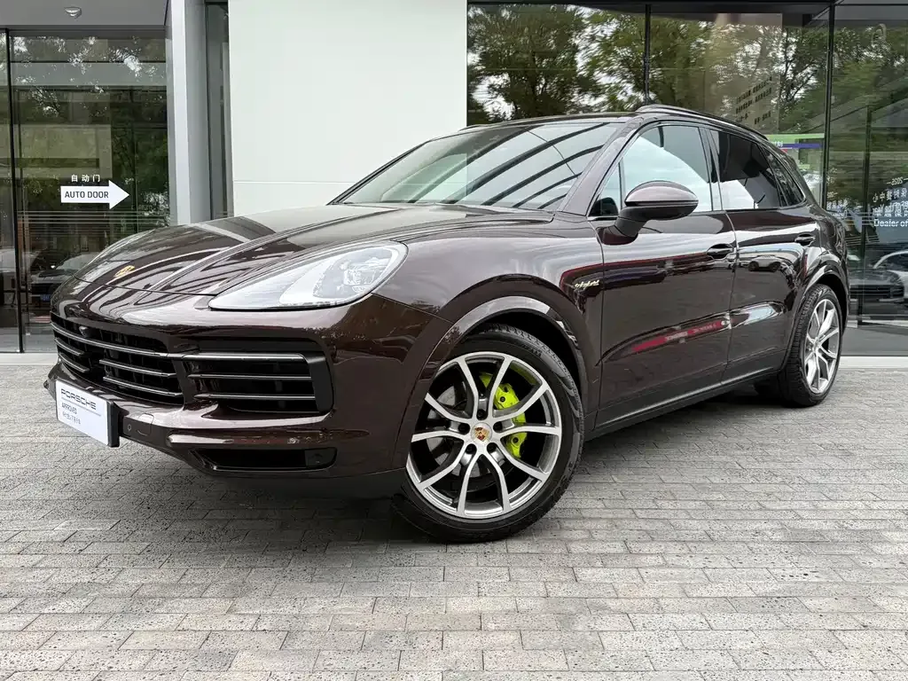 Porsche Cayenne Hybrid — фото 1