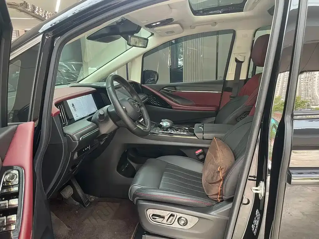 GAC Motor Trumpchi E9 — фото 8