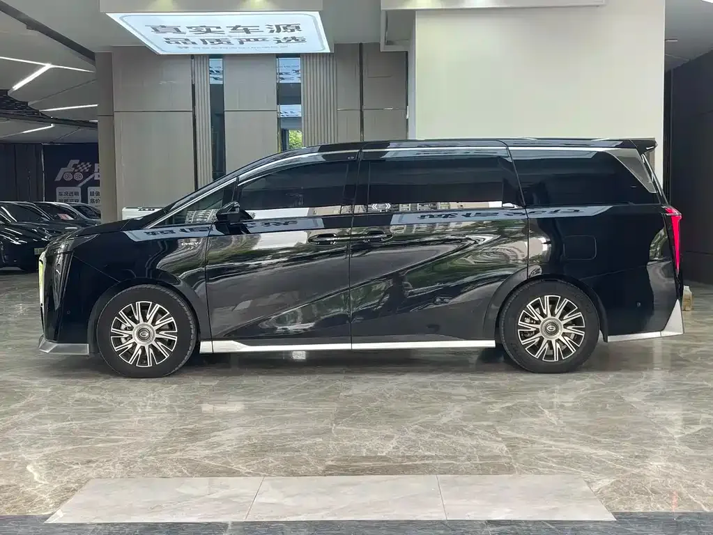 GAC Motor Trumpchi E9 — фото 10