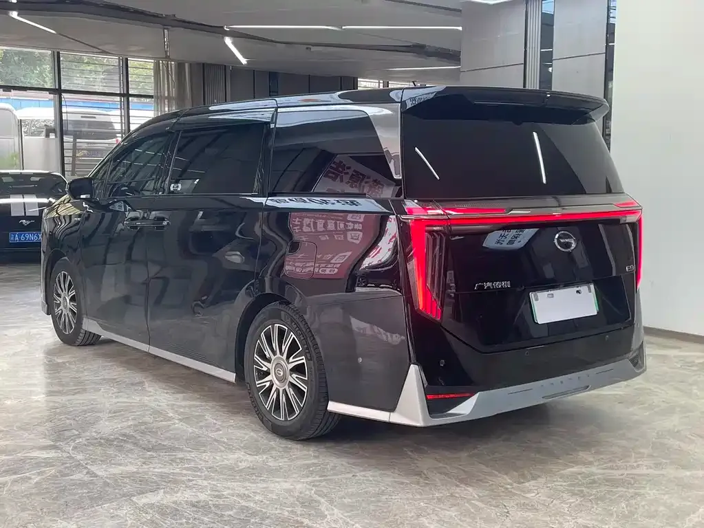 GAC Motor Trumpchi E9 — фото 9