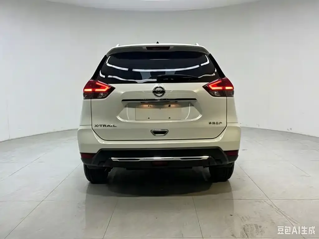 Nissan X-Trail — фото 4