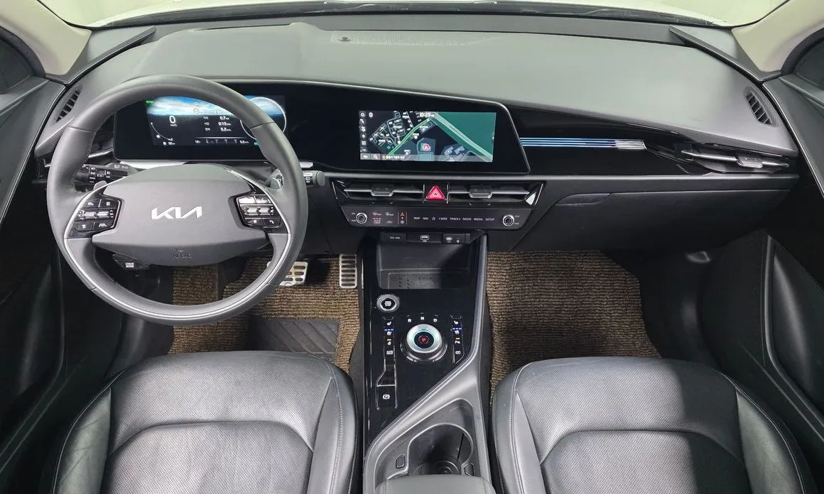 Kia Niro — фото 8
