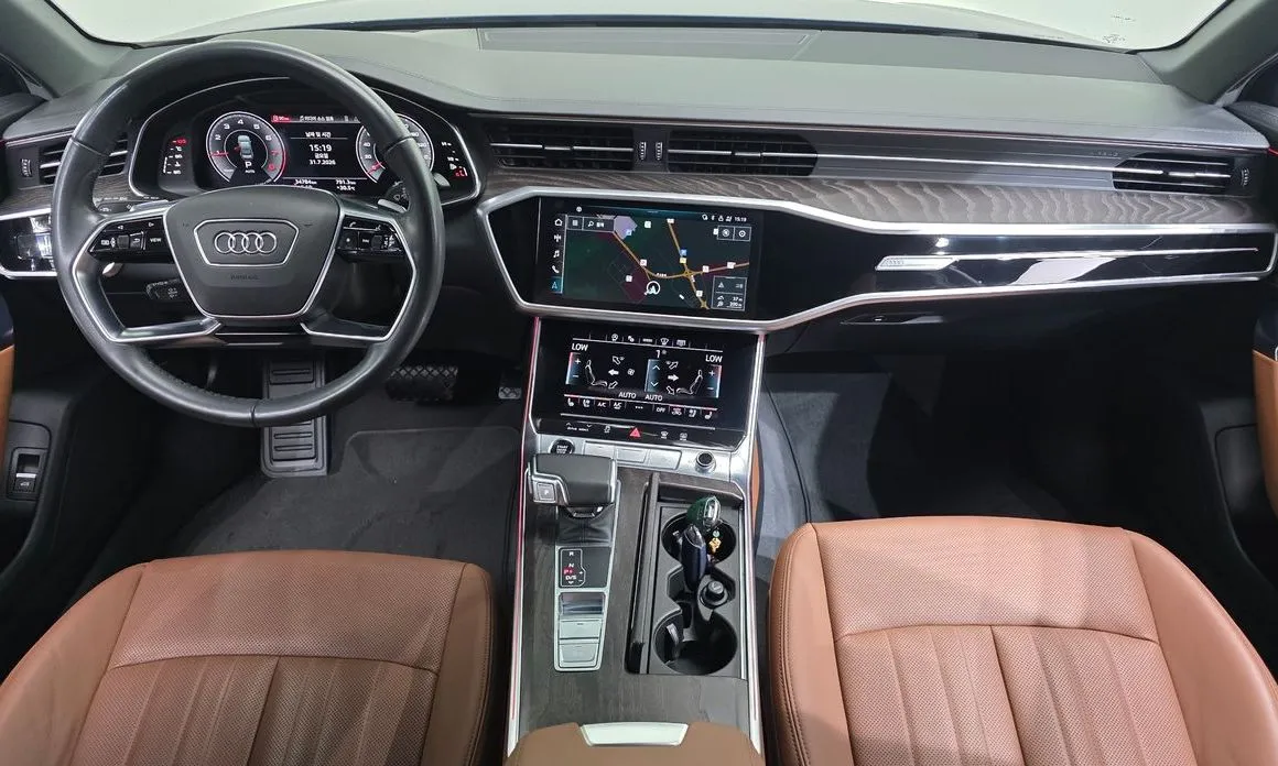 Audi A6 — фото 10