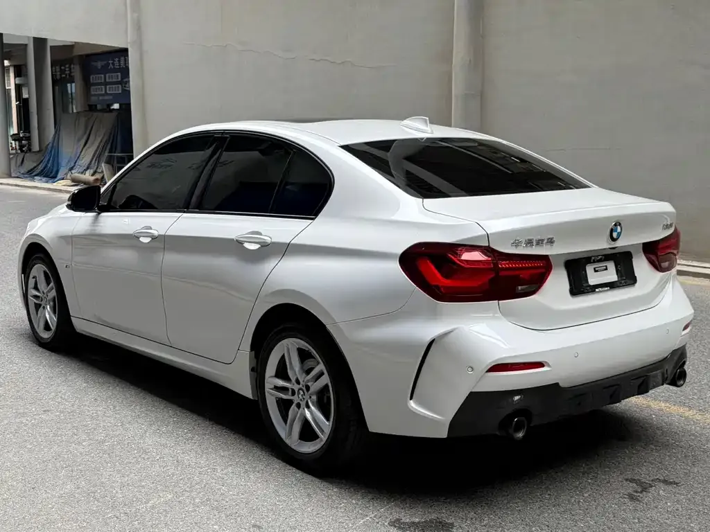 BMW 1 Series — фото 10