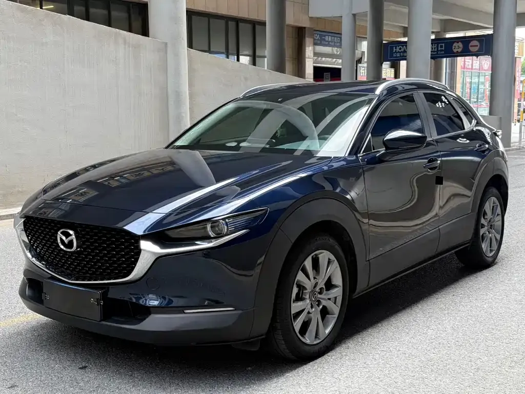 Mazda CX-30 — фото 1