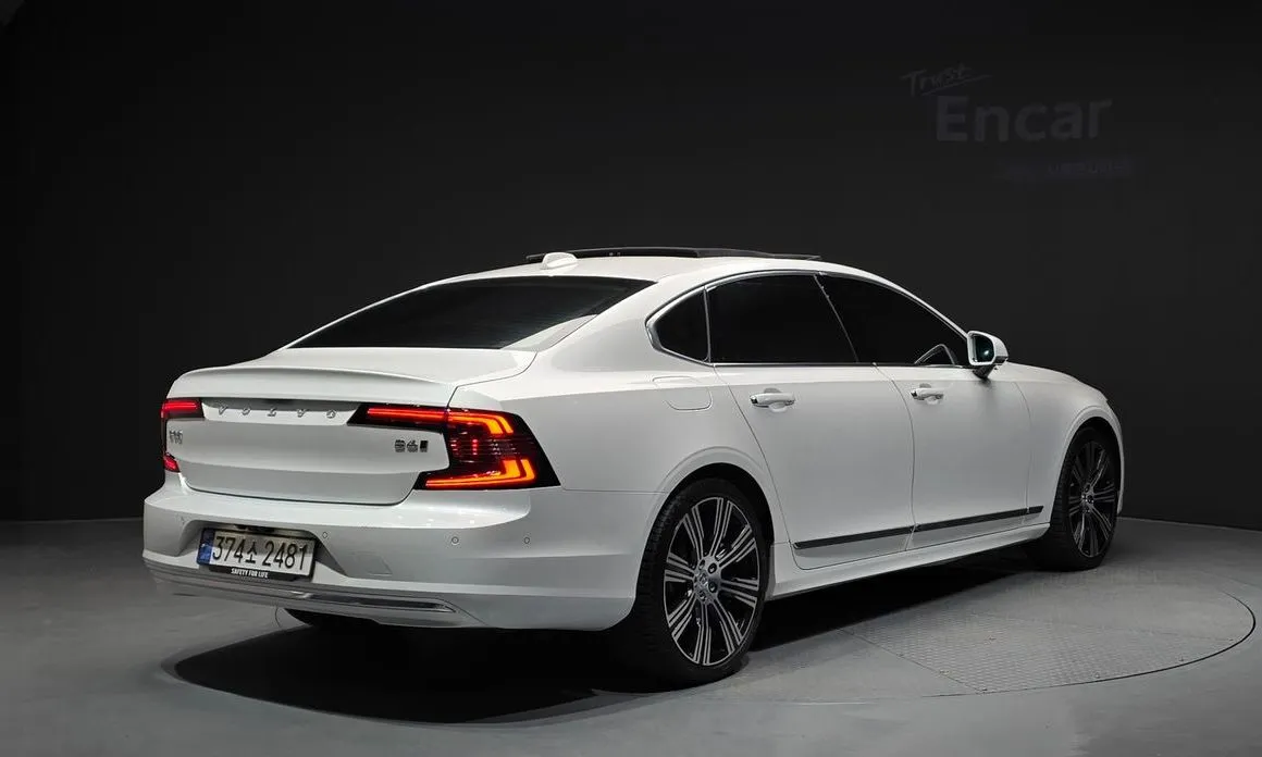 Volvo S90 — фото 2