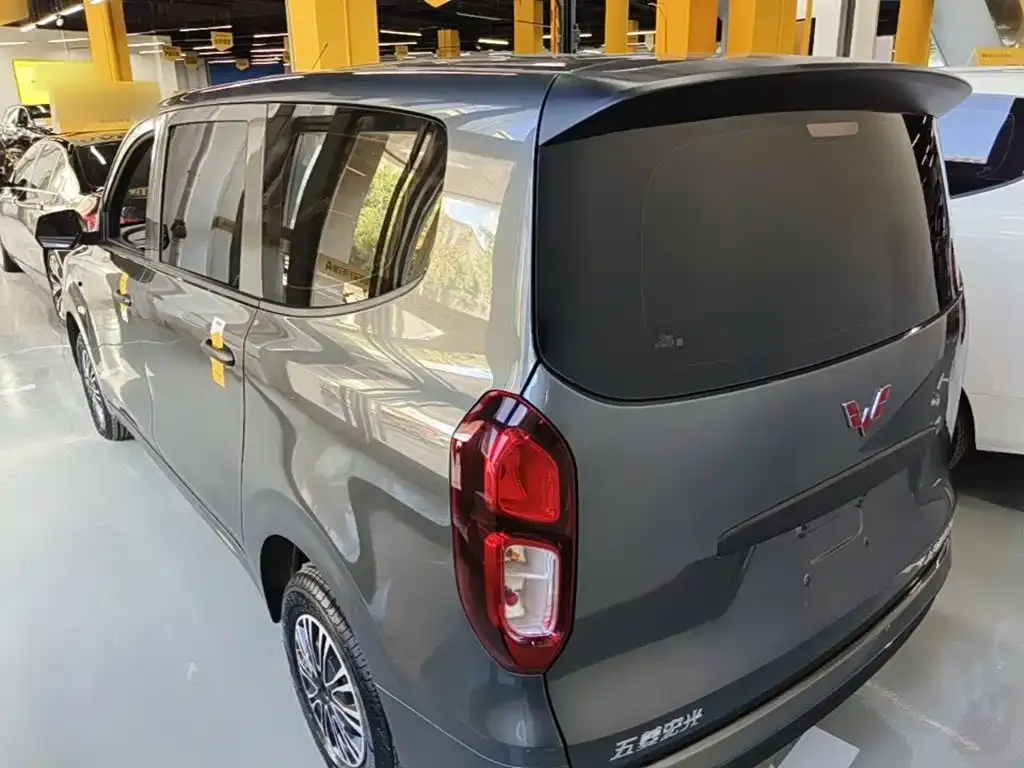 Wuling Hongguang EV — фото 10