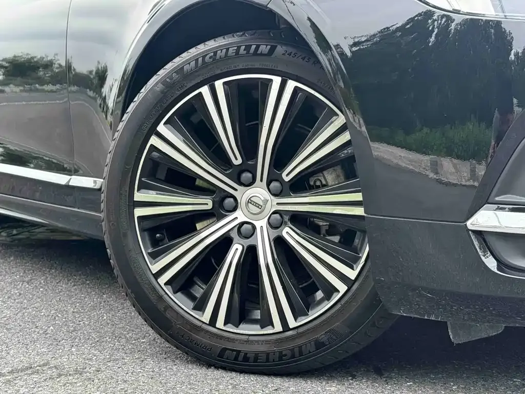 Volvo S90 — фото 3