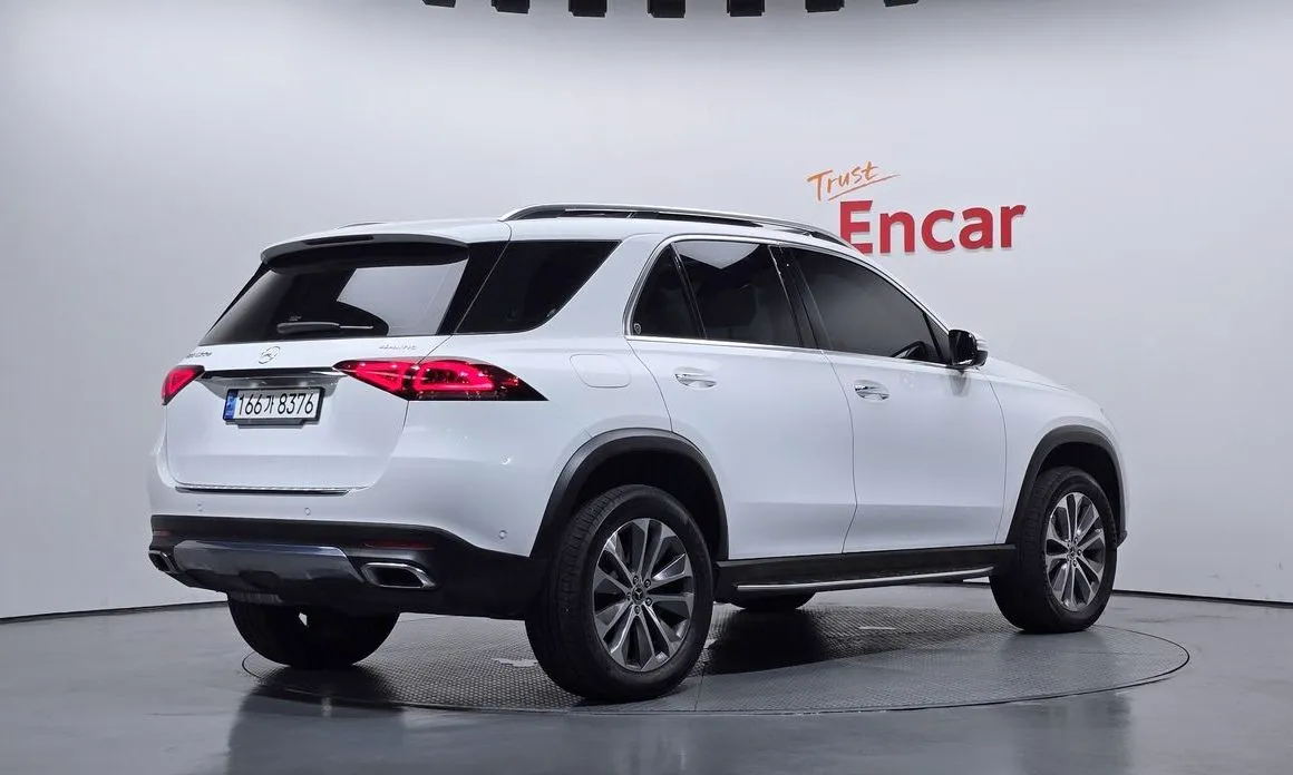 Mercedes-Benz GLE-Class — фото 7