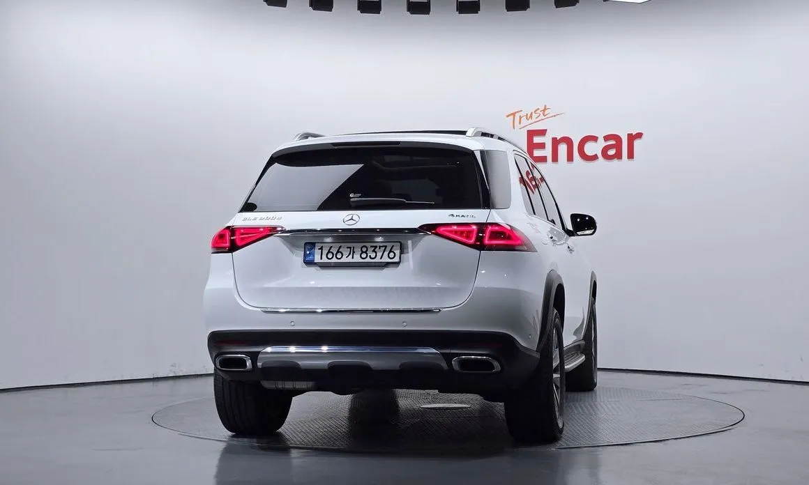 Mercedes-Benz GLE-Class — фото 5