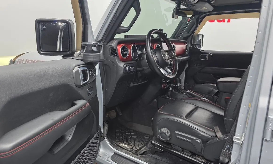Jeep Wrangler — фото 7