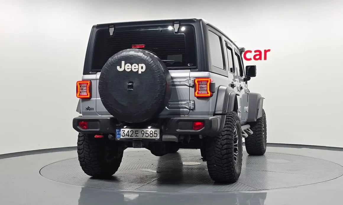 Jeep Wrangler — фото 3