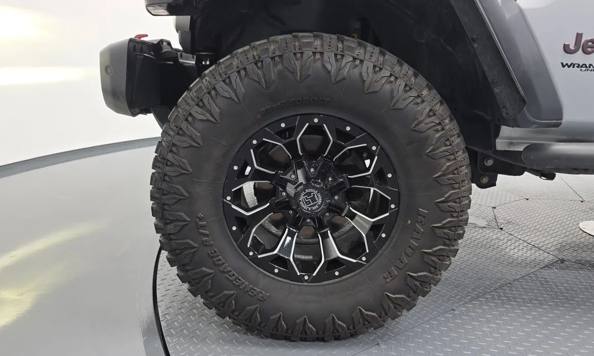 Jeep Wrangler — фото 8
