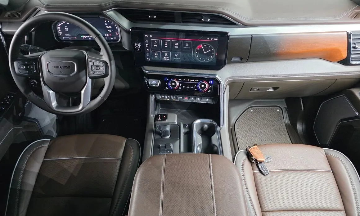 GMC Sierra — фото 7