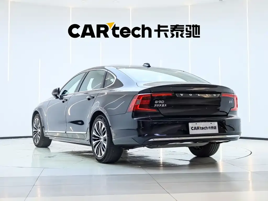 Volvo S90 — фото 9