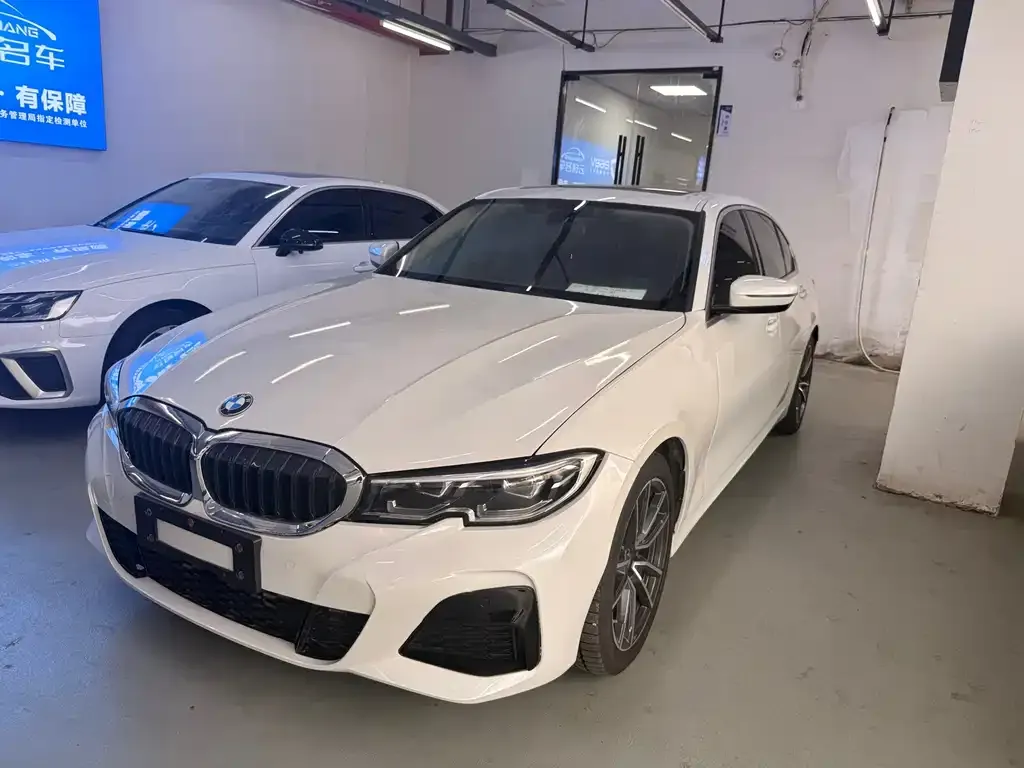 BMW 3 Series — фото 1