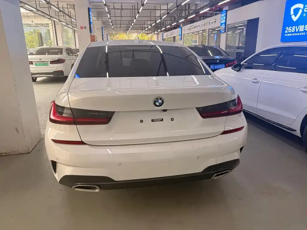 BMW 3 Series — фото 10