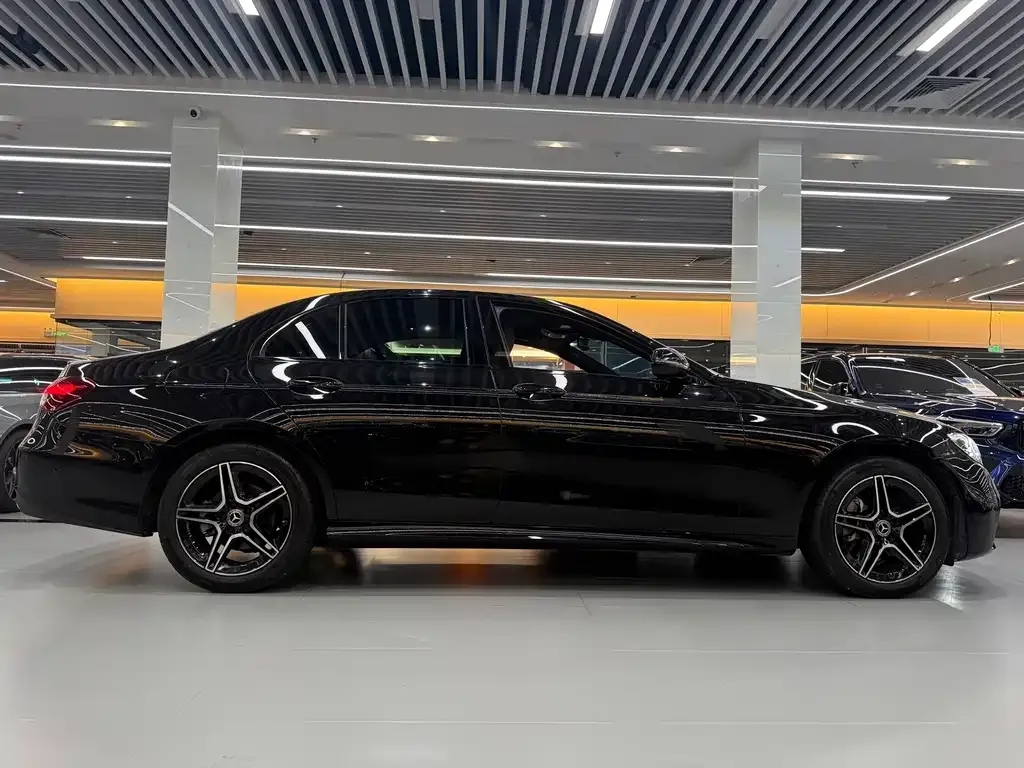 Mercedes-Benz E-Class (Import) — фото 10