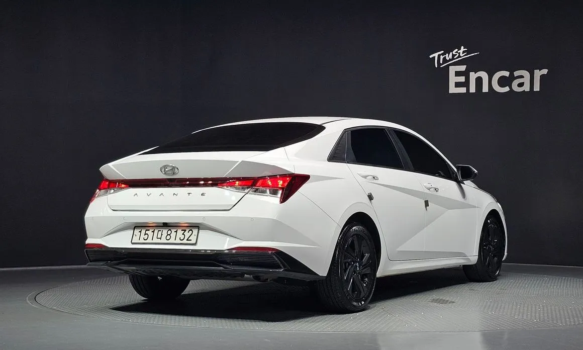 Hyundai AVANTE — фото 2