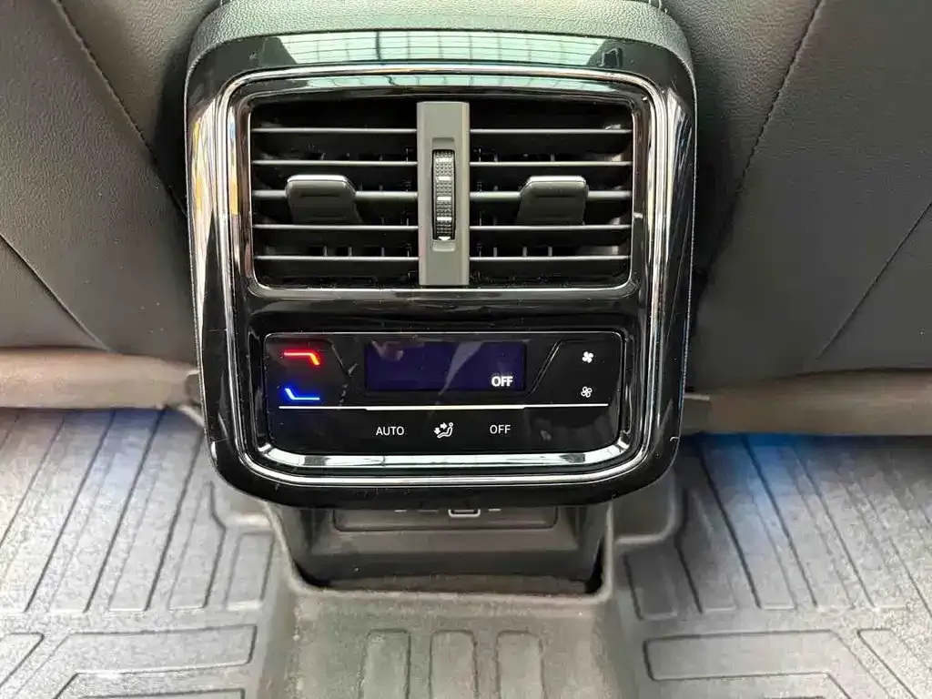 Volkswagen Passat — фото 8