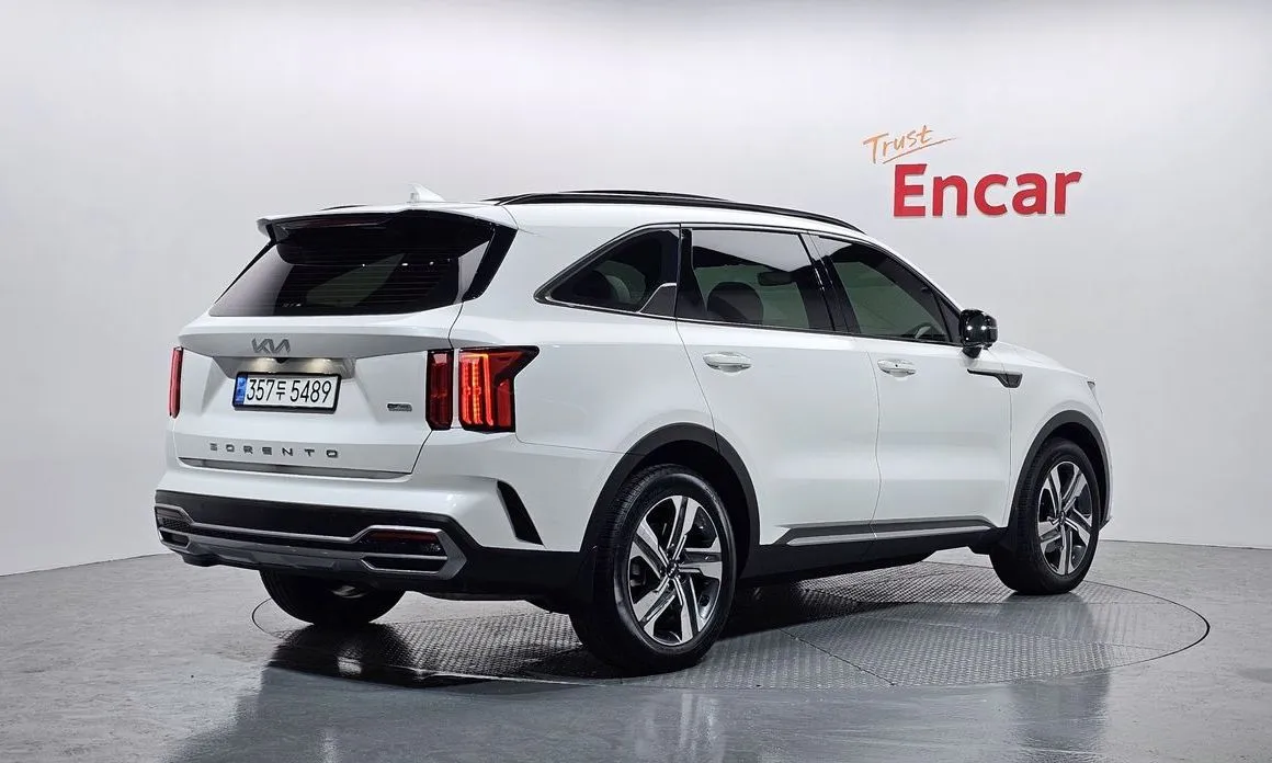 Kia Sorento — фото 6
