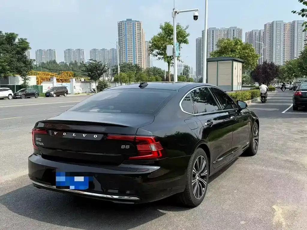 Volvo S90 — фото 4
