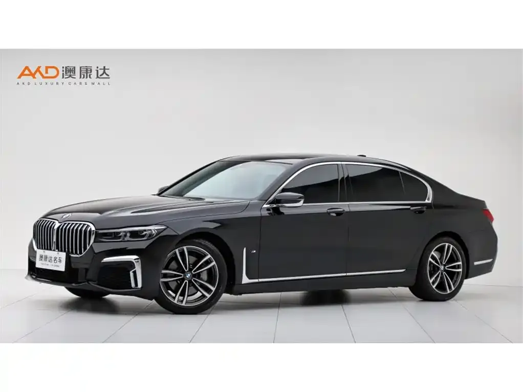 BMW 7 Series — фото 1