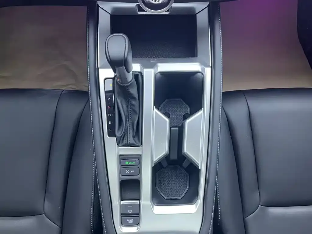 Honda Accord — фото 6