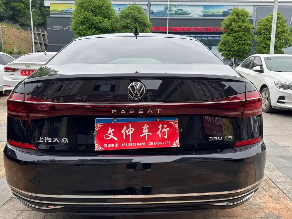 Volkswagen Passat — фото 9