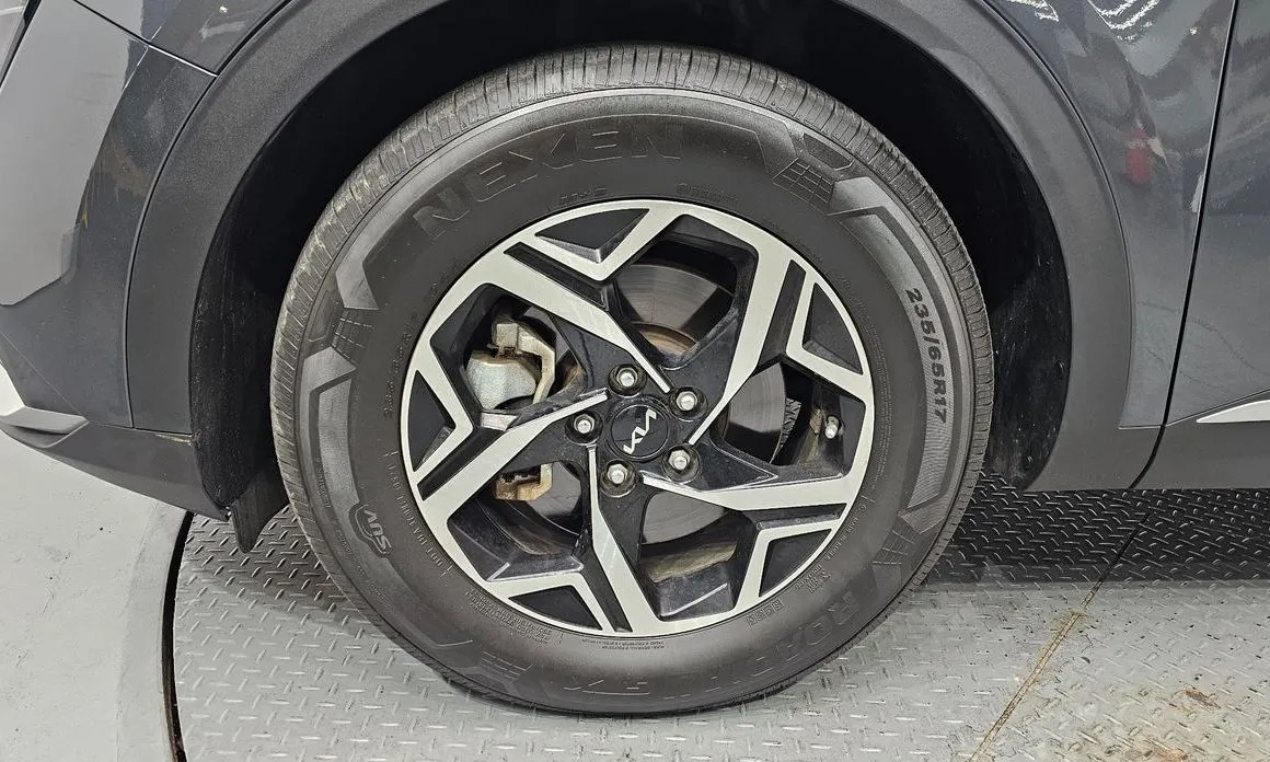 Kia Sportage — фото 10
