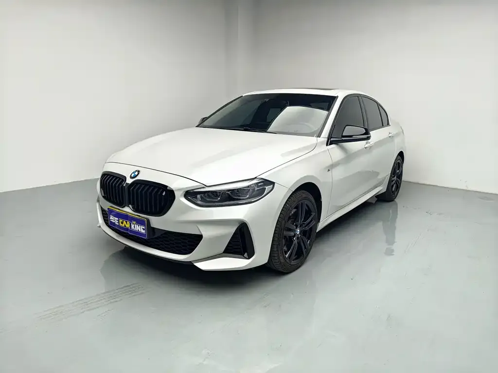 BMW 1 Series — фото 1