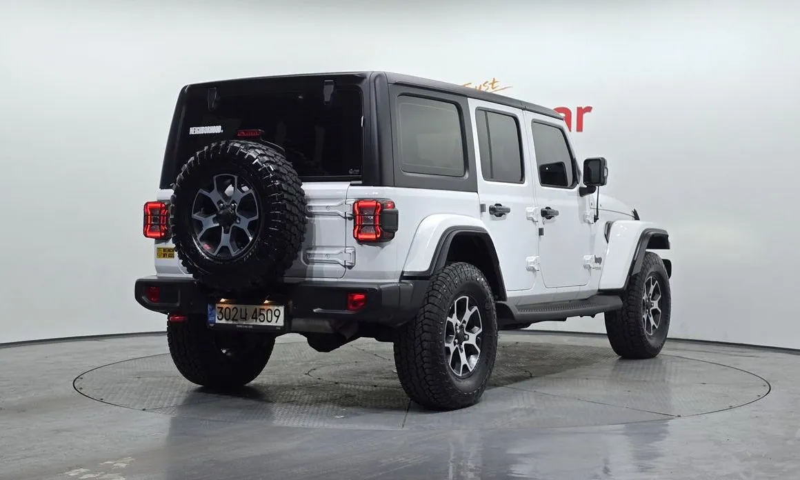 Jeep Wrangler — фото 5