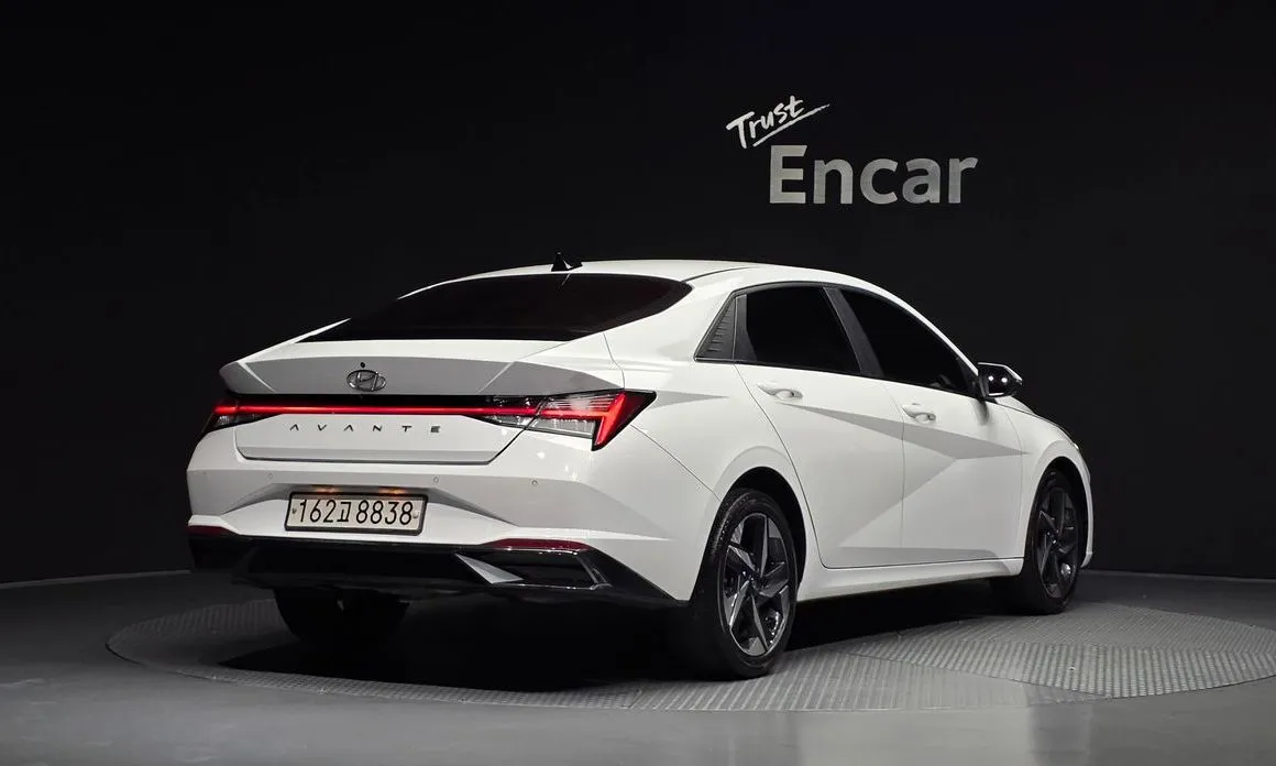 Hyundai AVANTE — фото 5